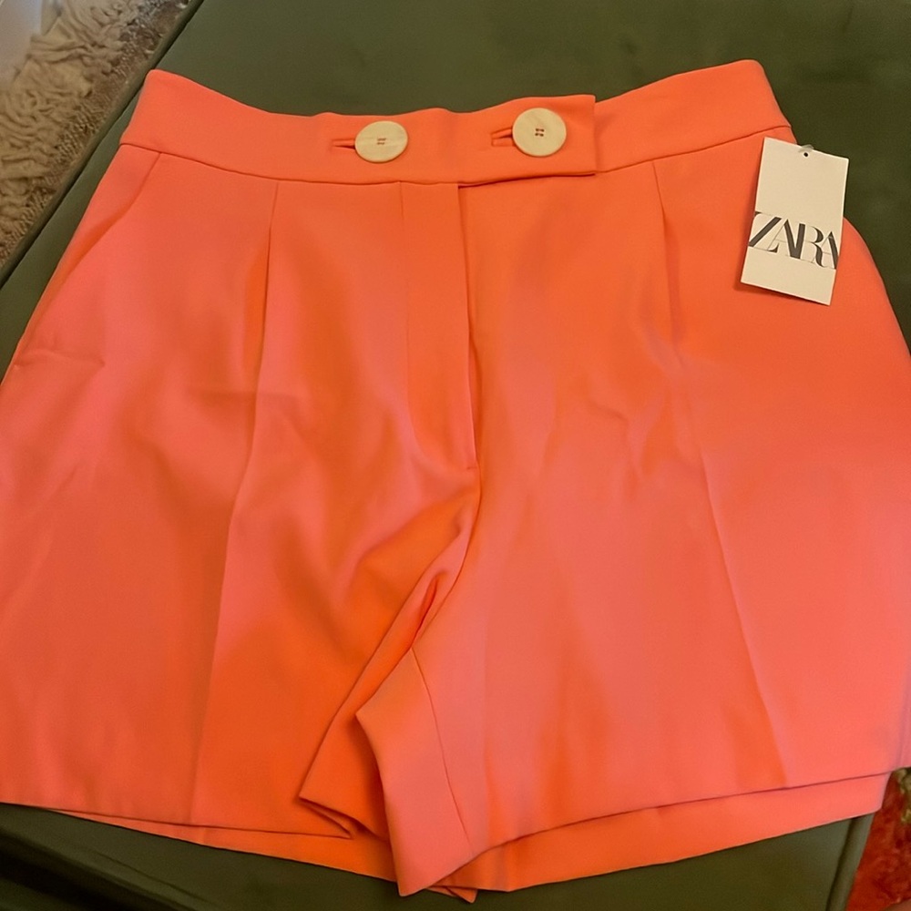 Zara coral shorts NWT